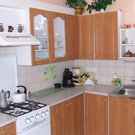 Barbara Apartmanhaz Kehidakustány Εξωτερικό φωτογραφία