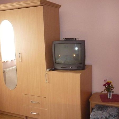 Barbara Apartmanhaz Kehidakustány Εξωτερικό φωτογραφία