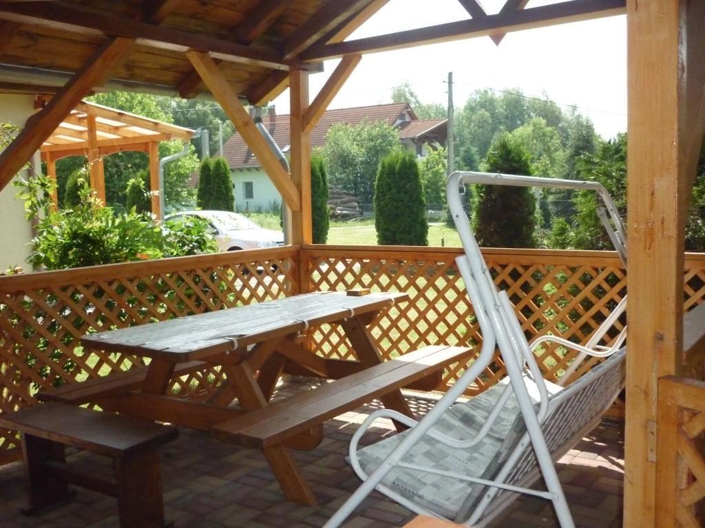 Barbara Apartmanhaz Kehidakustány Εξωτερικό φωτογραφία